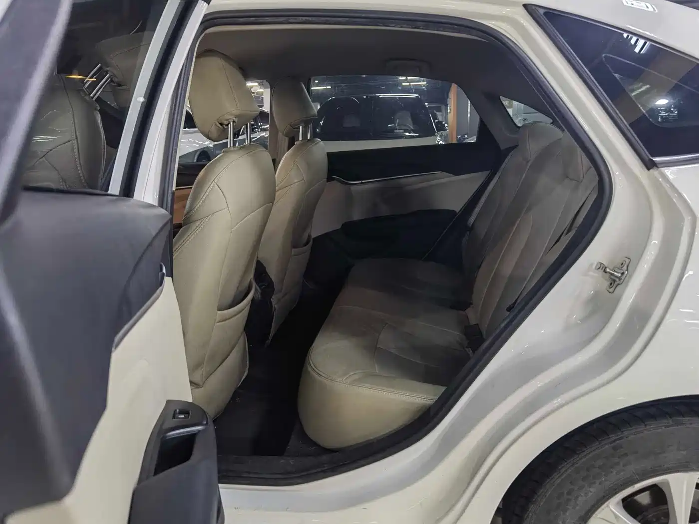 Buick Excelle 2016 15N Automatic Progressive фото 5