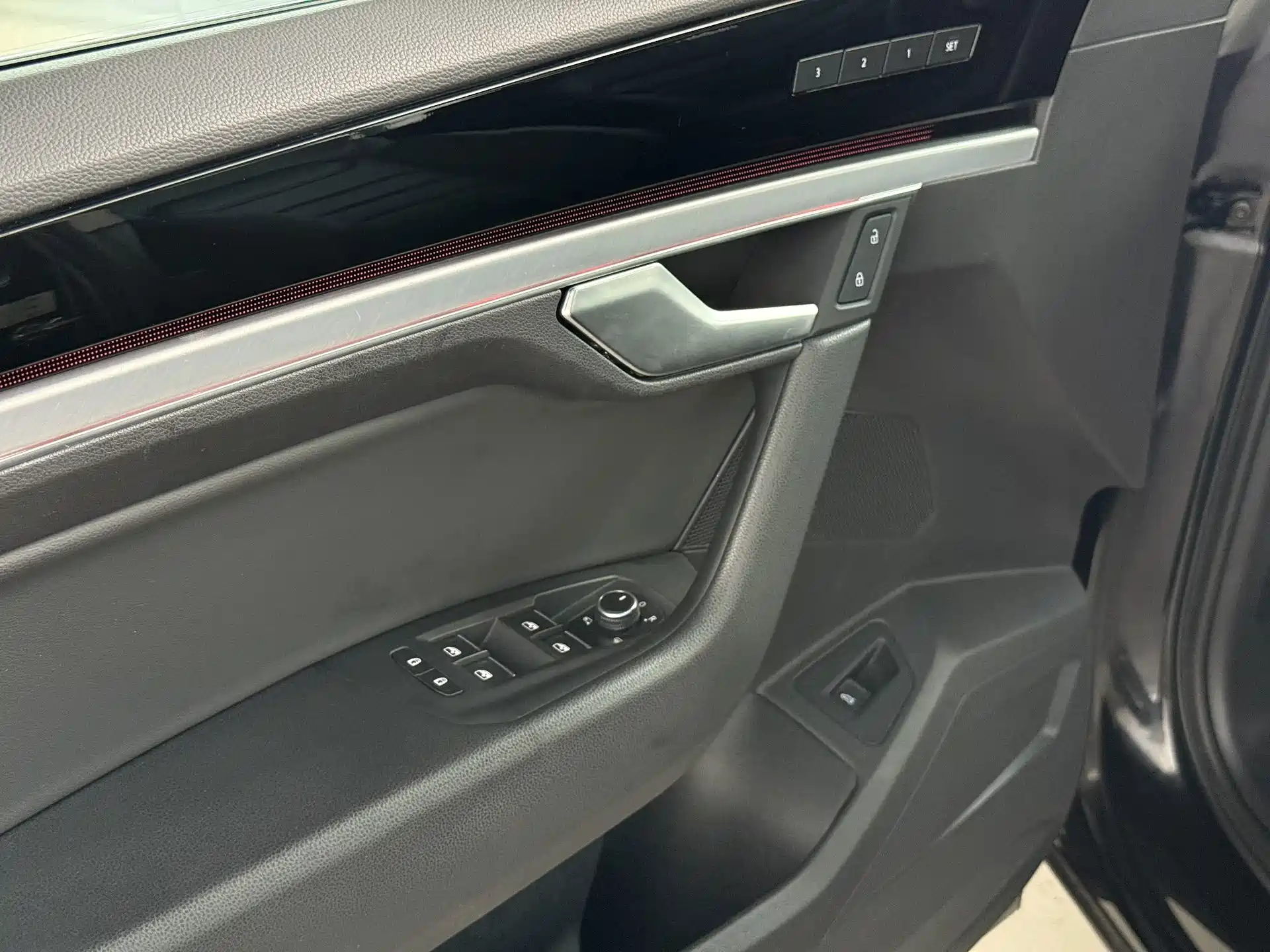 Фото 13 - Volkswagen Touareg