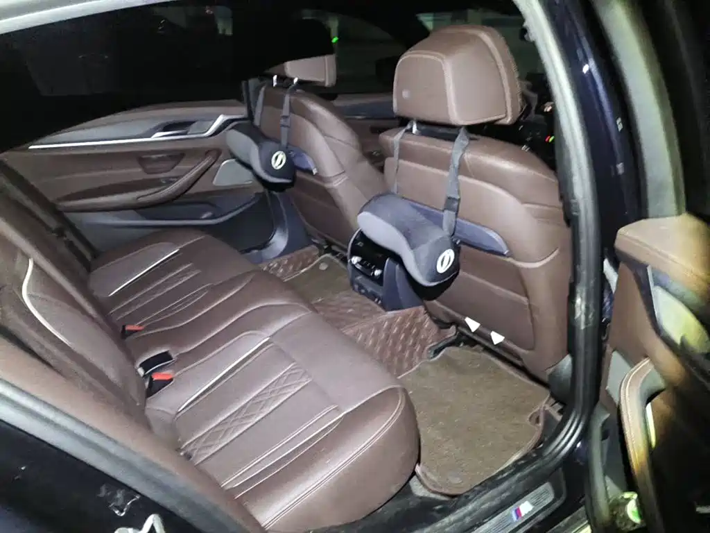 BMW 5 Series, миниатюра 11