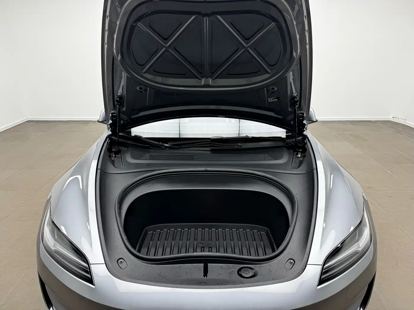 Tesla Model 3 2026 2025 High-Performance All-Wheel Drive Edition