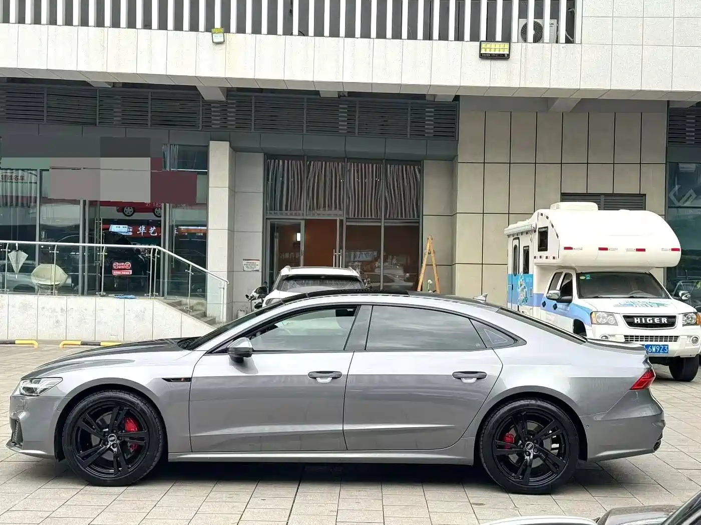 Audi A7L 2024 45TFSI quattro S-line Vision Edition Crystal Package фото 8