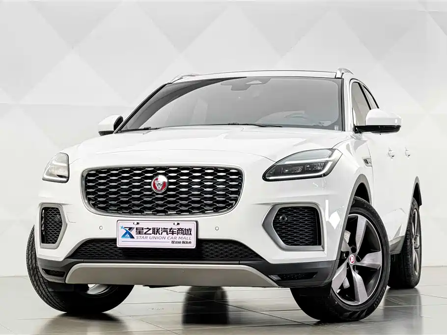 Фото 3 - Jaguar E-PACE