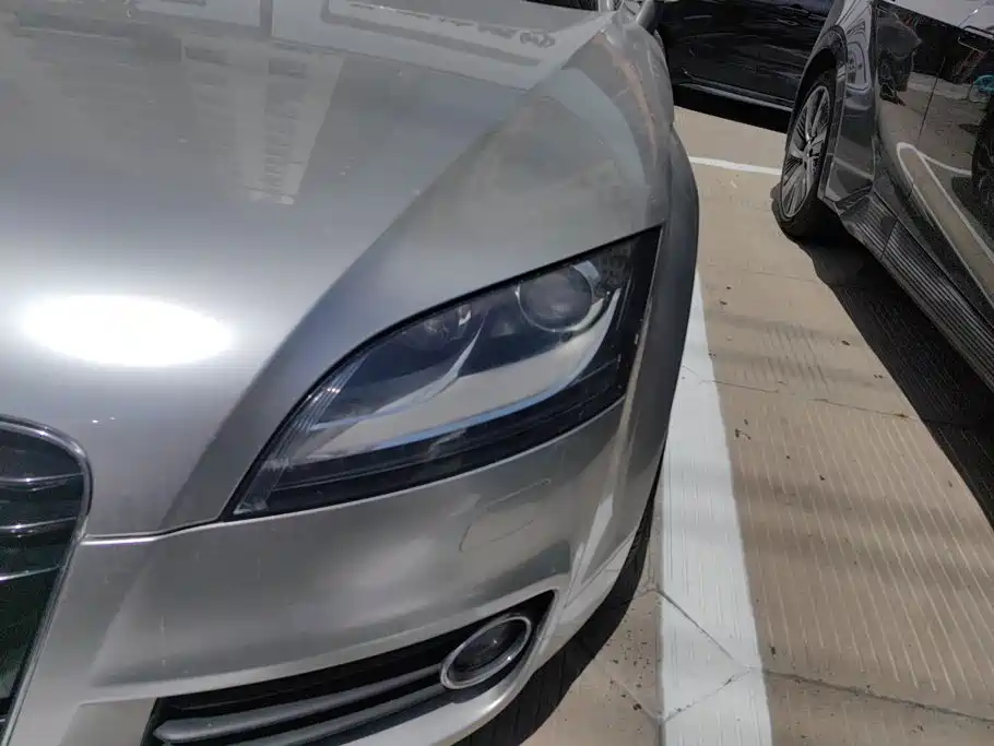 Audi TT 2012 2011 TT Coupe 2.0TFSI