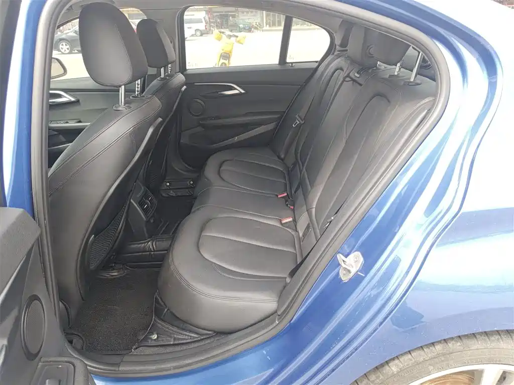 BMW 1 Series 2017 120i Design Package фото 13
