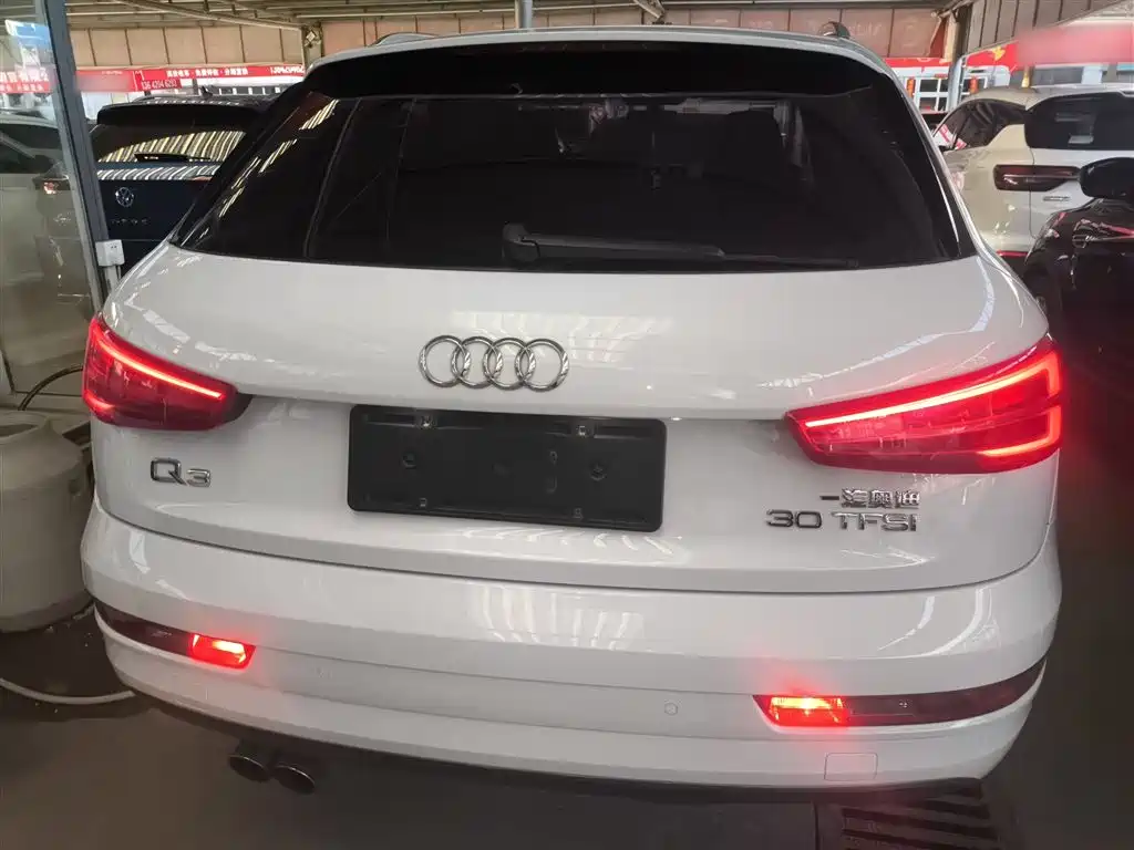 Audi Q3 2018 30th Anniversary Edition 30 TFSI Fashion фото 6