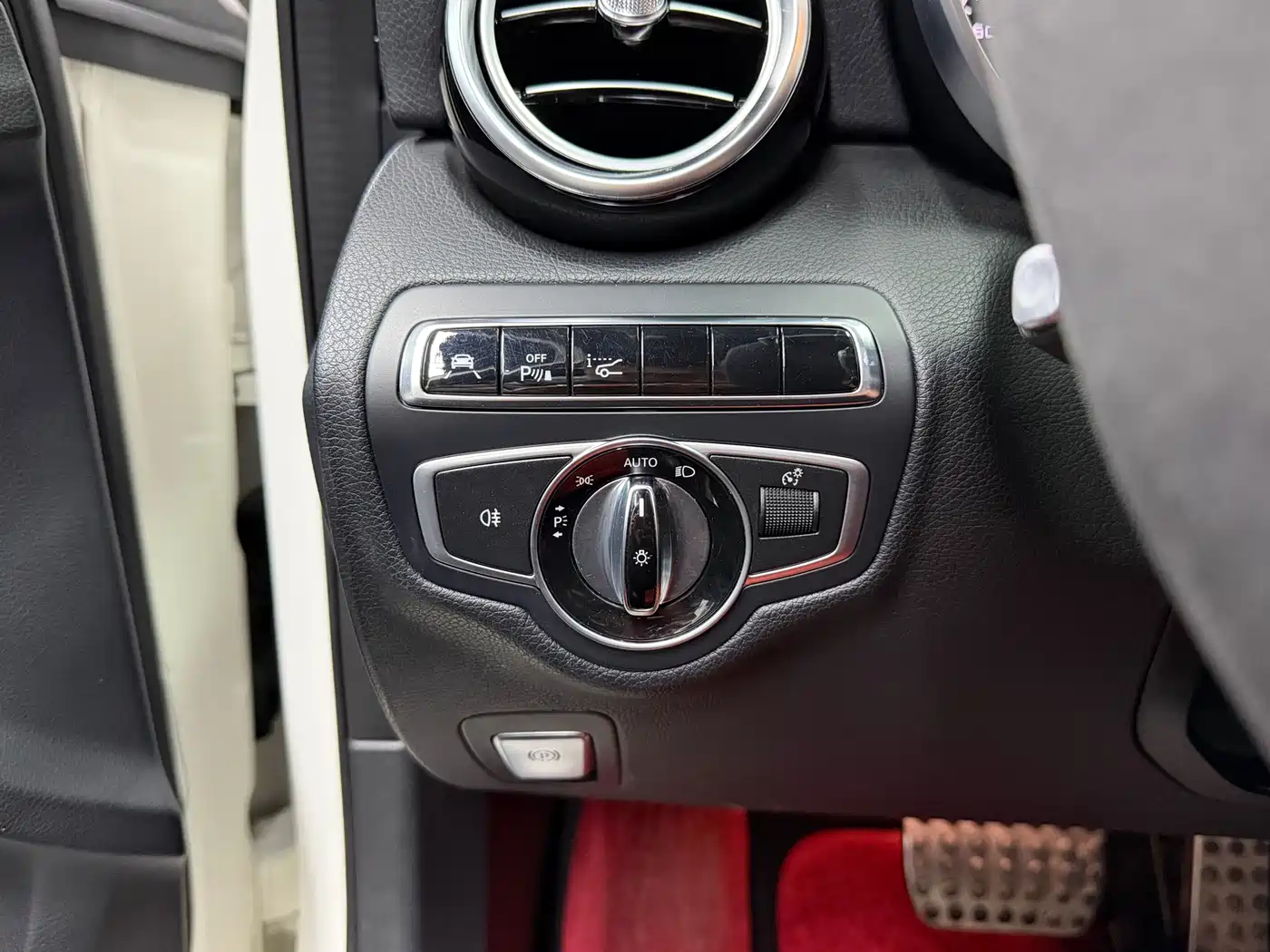 Mercedes-Benz C-Class AMG 2015 AMG C 63 фото 17