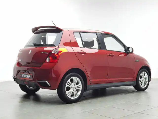 Suzuki Swift 2013 1.5L Automatic Standard — фото 2