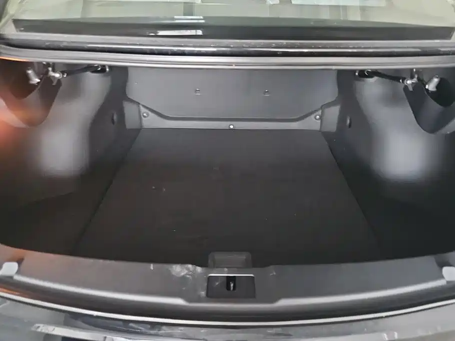 2026 Hongqi E-QM5