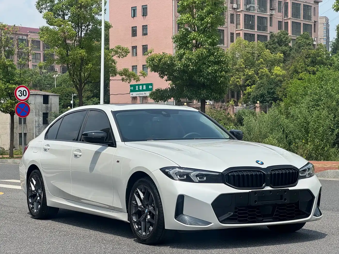 Фото 3 - BMW 3 Series
