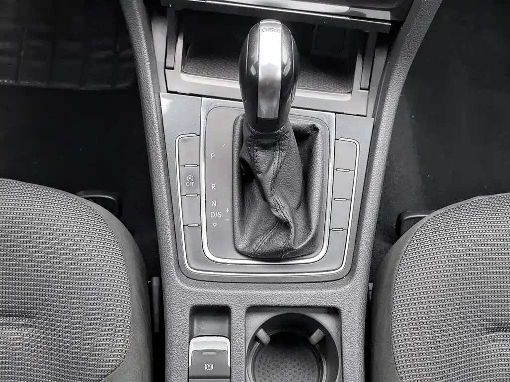 Volkswagen Golf 2019 280TSI DSG Comfort China VI фото 13