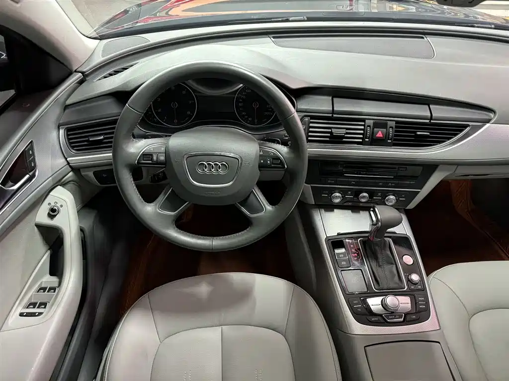 Audi A6L 2012 TFSI Comfort фото 7