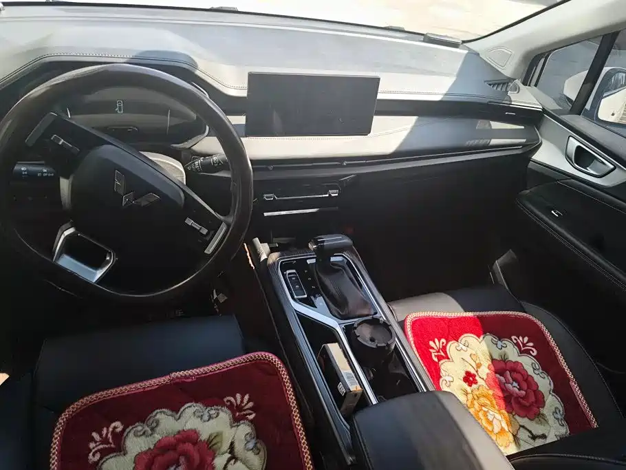 Wuling Motors Wuling Jiachen 2024 2022 1.5T CVT Smart Luxury