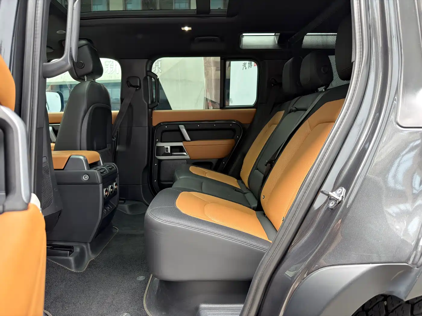 Land Rover Defender 2023 Facelift 110 3.0T P400 X-DYNAMIC HSE фото 12