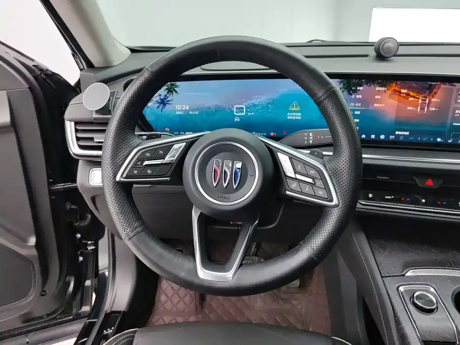 Фото 15 - Buick Envision Plus