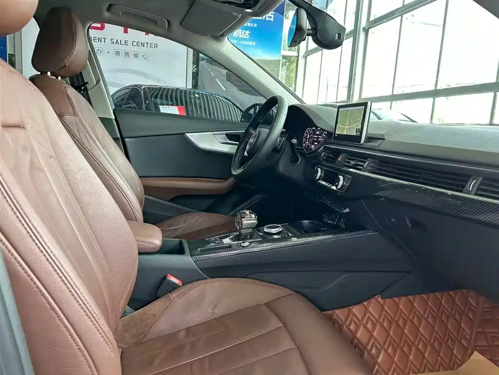 Audi A4L 2018 30th Anniversary 40 TFSI Fashion фото 13