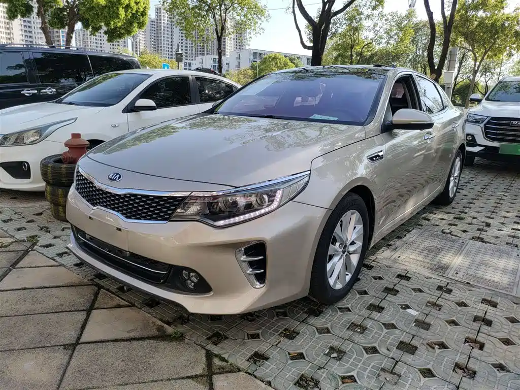 Kia K5 2016 1.6T Automatic LUX фото 2