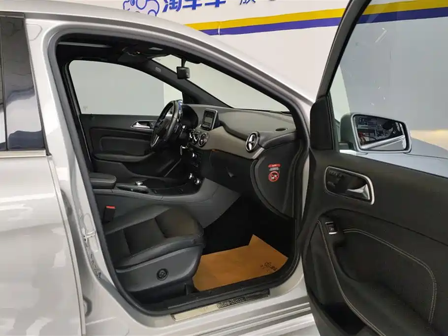 Mercedes-Benz B-Class 2012 B 200 фото 8