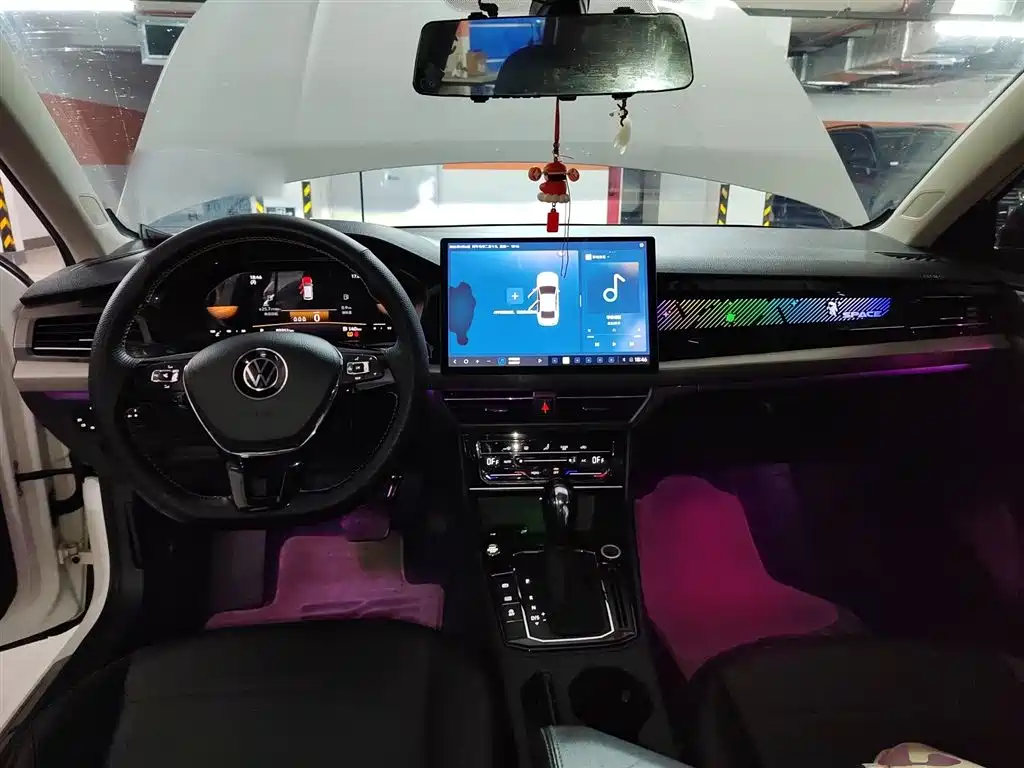 Volkswagen Lavida 2021 1.5L Auto Comfort Edition фото 6