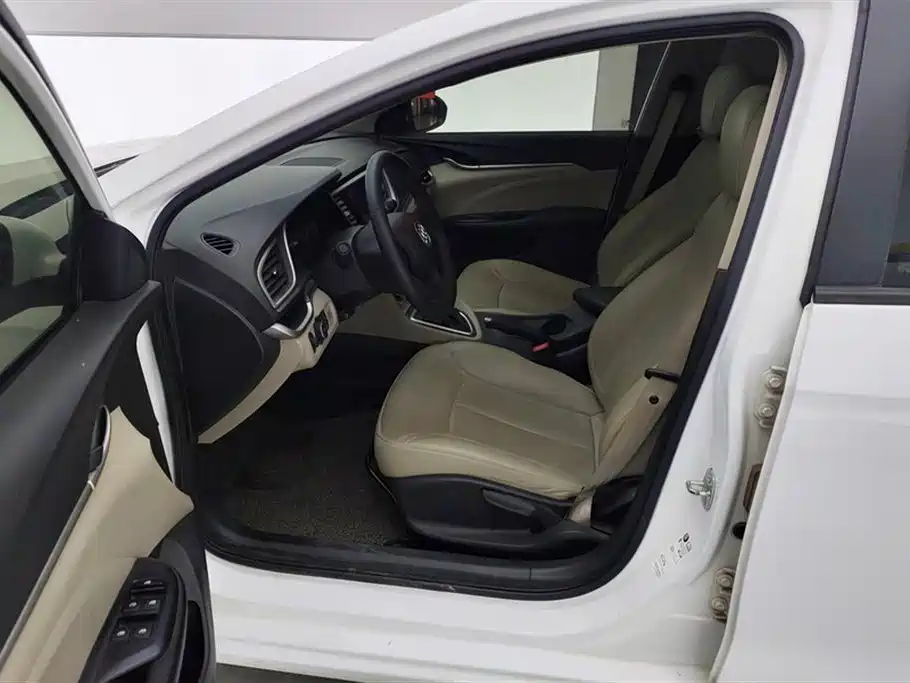 Buick Excelle 2021 Exemplar 1.5L Auto Elite фото 9