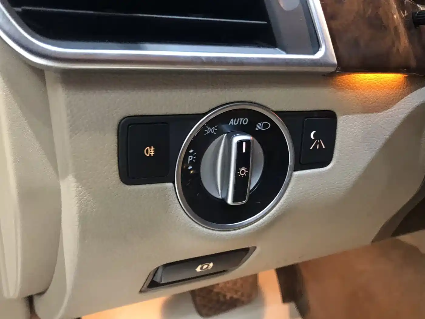 Mercedes-Benz M-Class 2014 ML 400 4MATIC Luxury фото 8