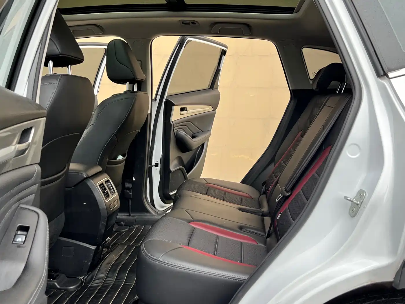 Photo 7 - Haval F7
