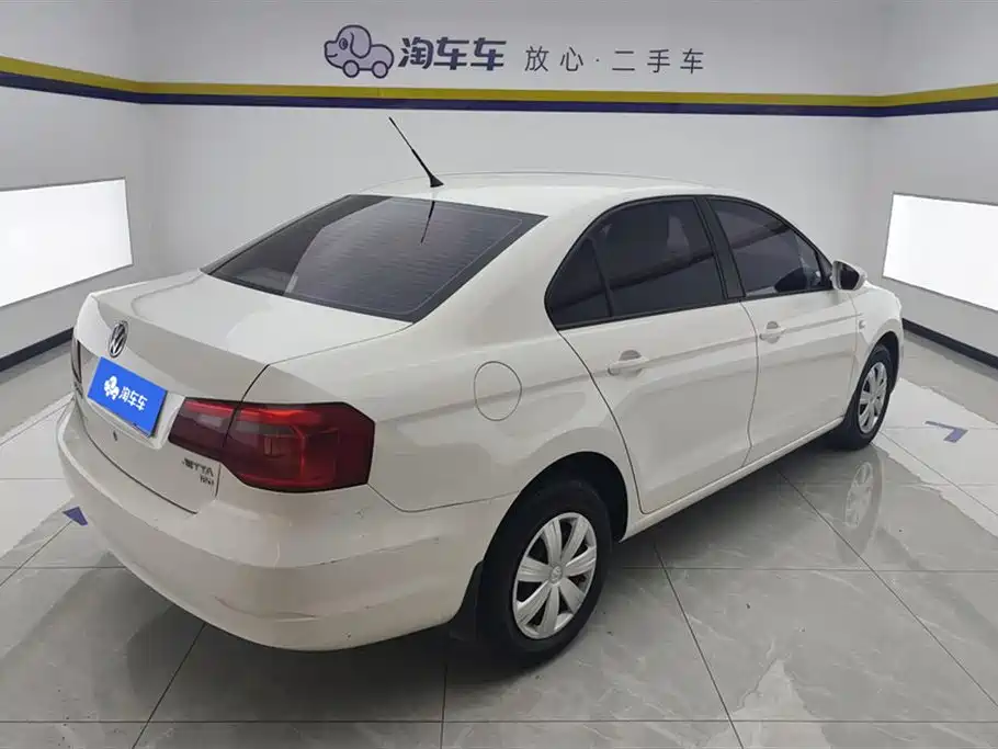 Volkswagen Jetta 2015 Value Edition 1.6L Manual Fashion фото 3