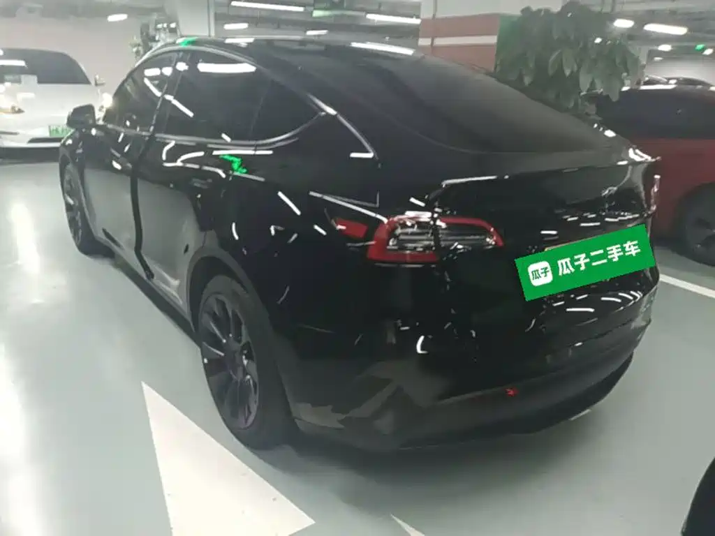 Фото 5 - Tesla Model Y
