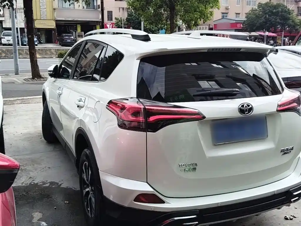 Toyota RAV4 Rongfang 2019 2.0L CVT 2WD Pioneer Edition China VI фото 5