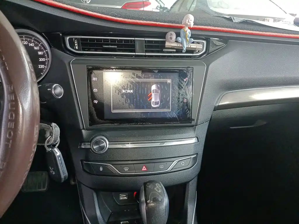 Peugeot 408 2014 1.8L Automatic Luxury Edition фото 13