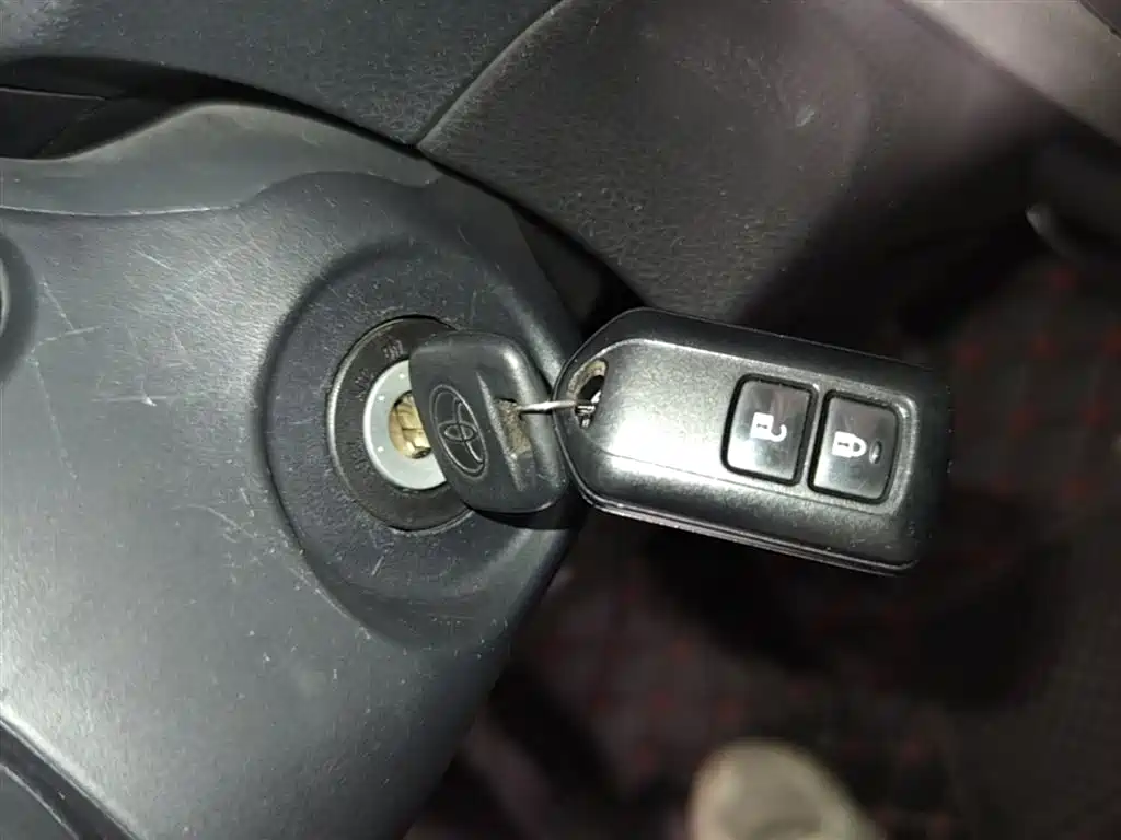 Toyota Vios 2017 1.5L CVT Pioneer фото 9