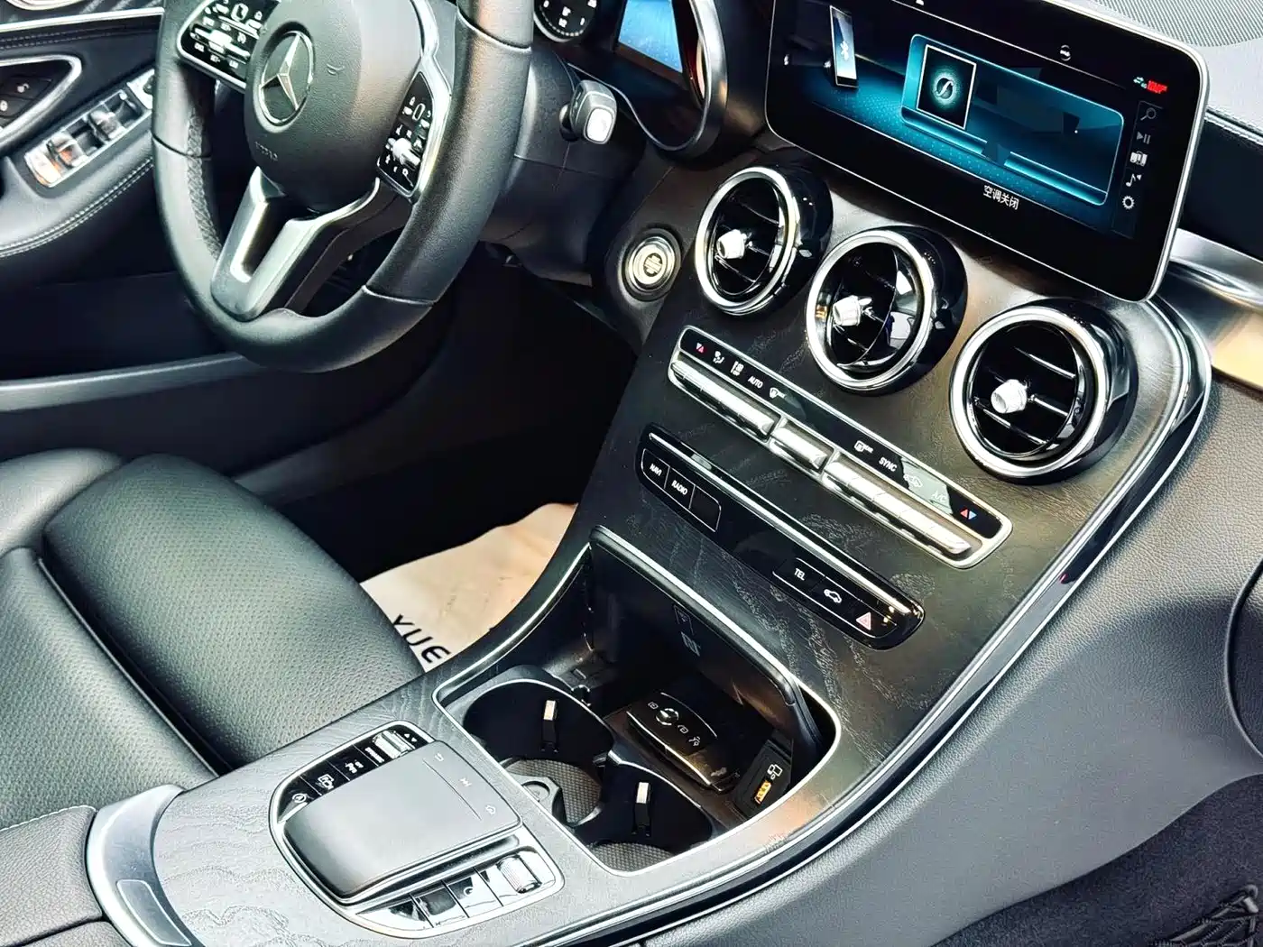 Mercedes-Benz C-Class 2019 Facelift C 260 L Sport фото 9