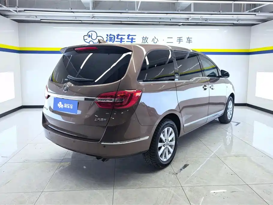 Buick GL8 2018 28T Premium Model China VI фото 3