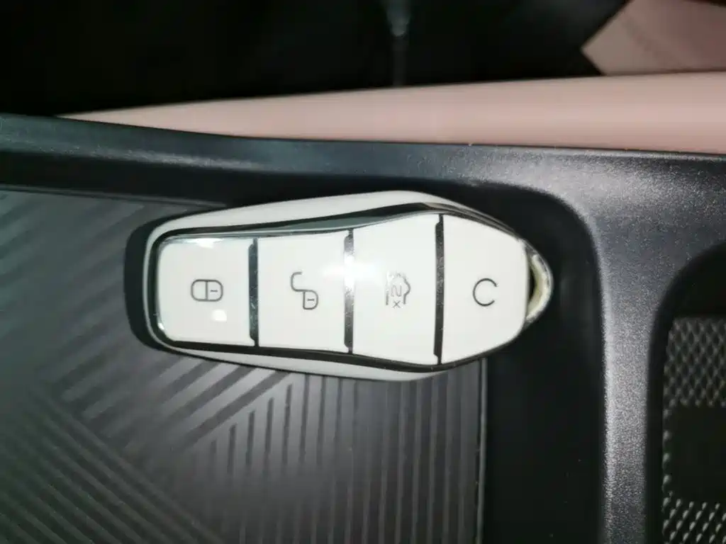 BYD Seagull 2025 305km Vitality фото 17
