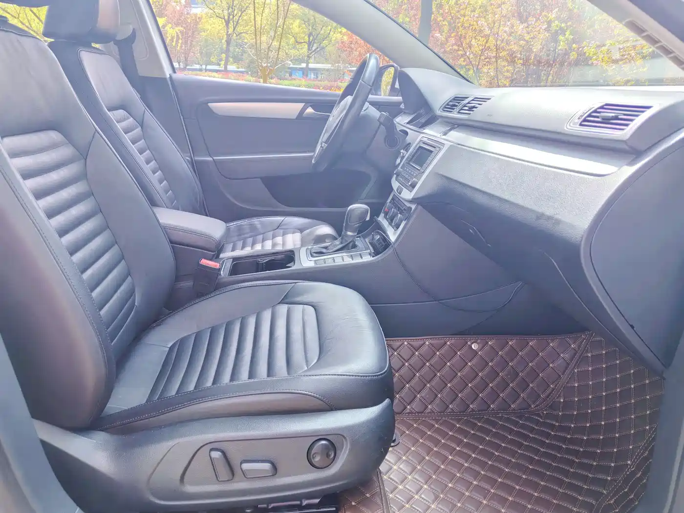 Volkswagen Magotan 2013 1.8TSI Leading фото 4