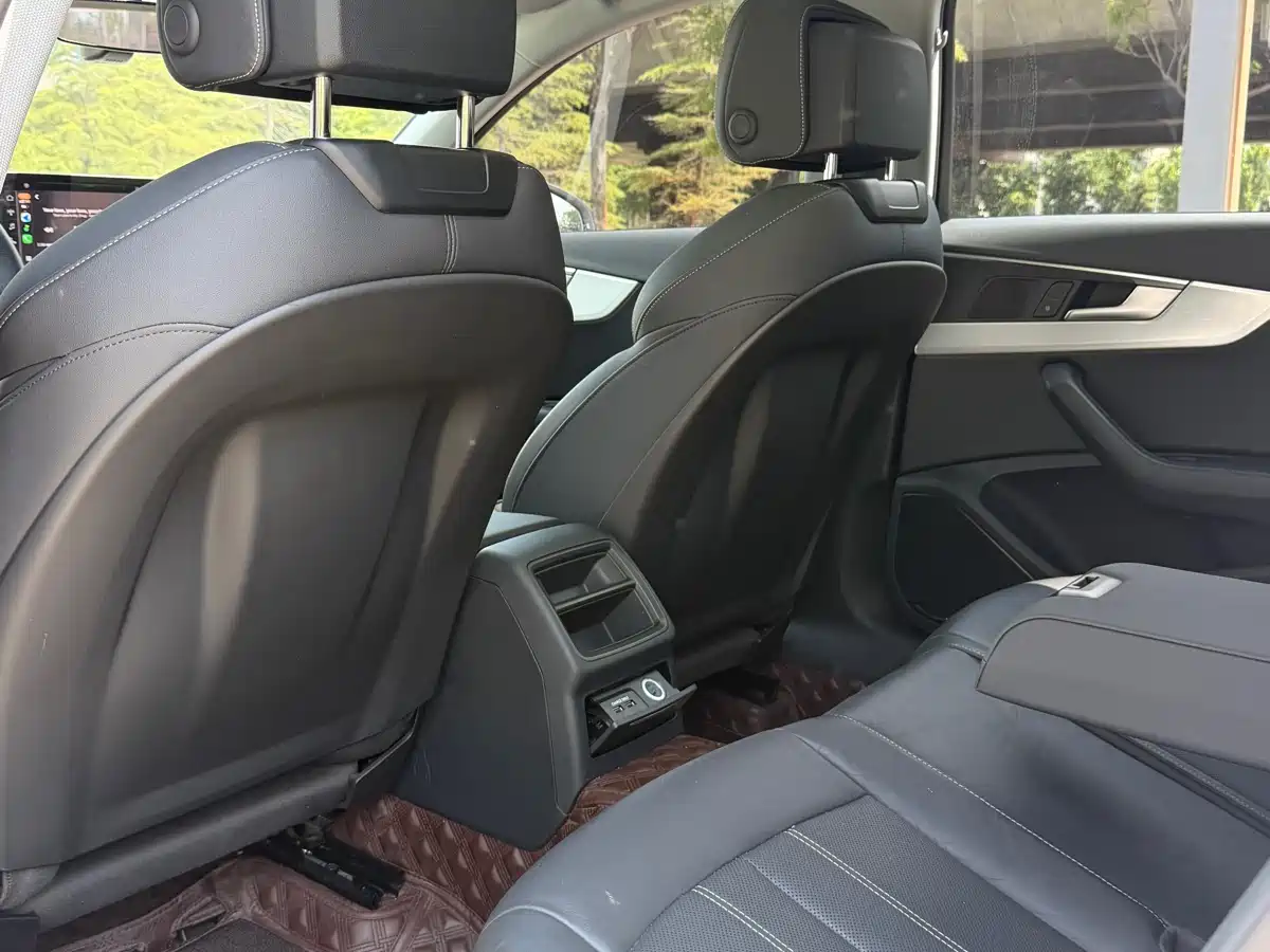 Audi A4L 2020 40 TFSI Fashion Elegance фото 6