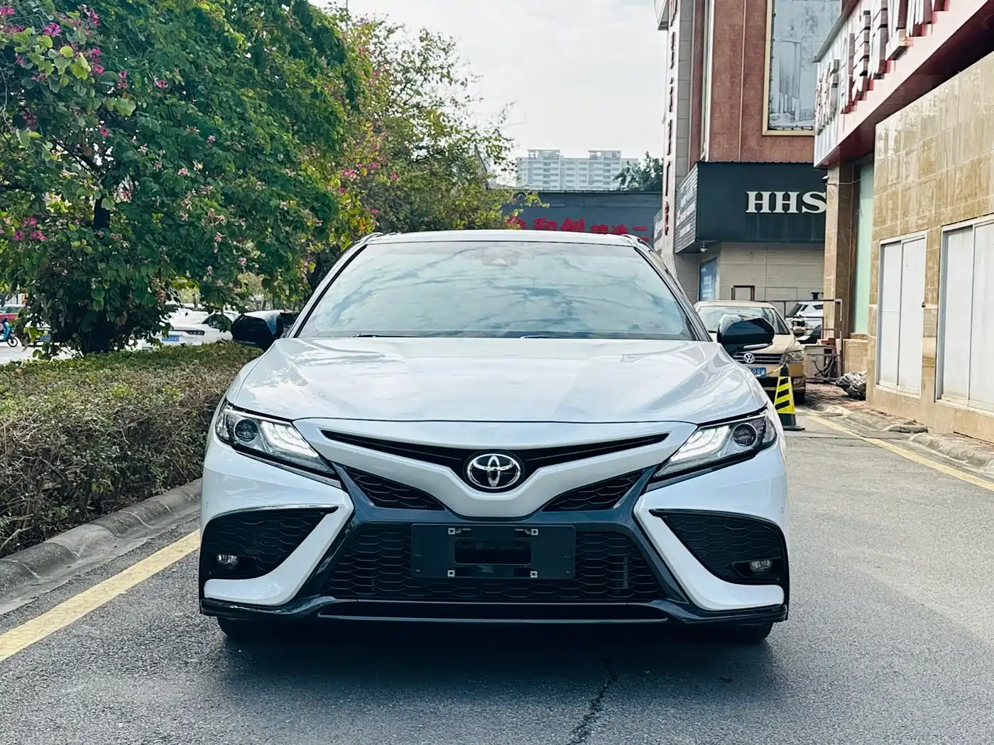 Toyota Camry 2022 2.0S Knight Edition фото 2