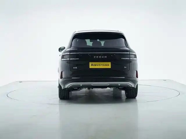 ZEEKR 8X 2026