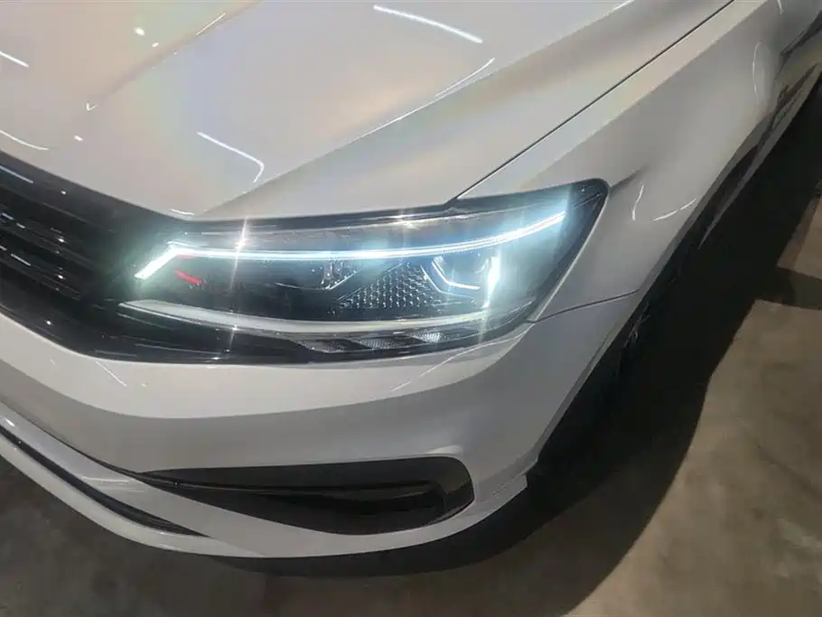 Volkswagen Lamando 2021 Facelift 280TSI DSG Comfort Edition фото 5