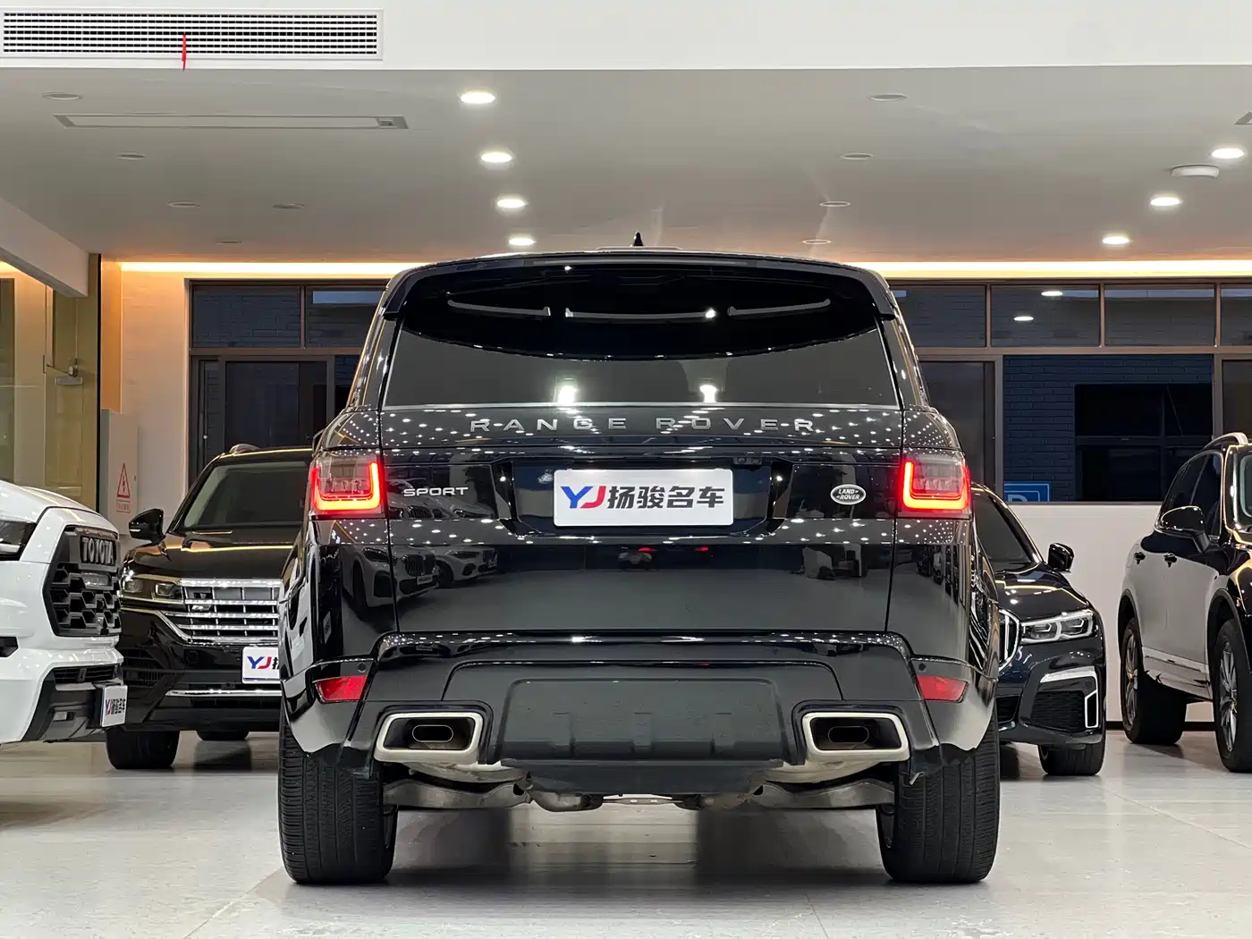Land Rover Range Rover Sport 2020 3.0 L6 HSE DYNAMIC фото 4