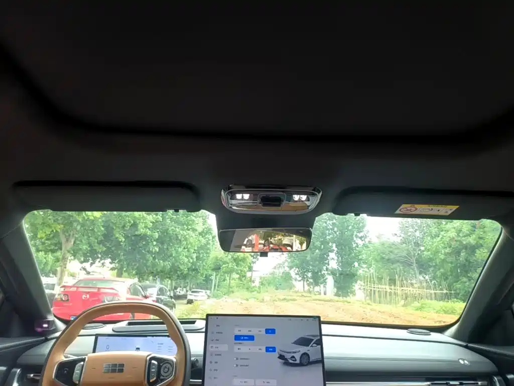 Geely Galaxy Galaxy A7 2025 EM-i фото 18