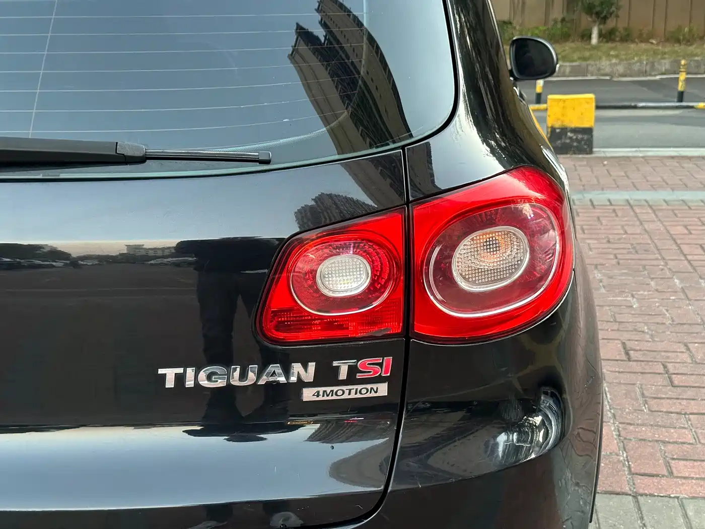 Volkswagen Tiguan 2012 1.8TSI Manual 2WD Metro Edition фото 9
