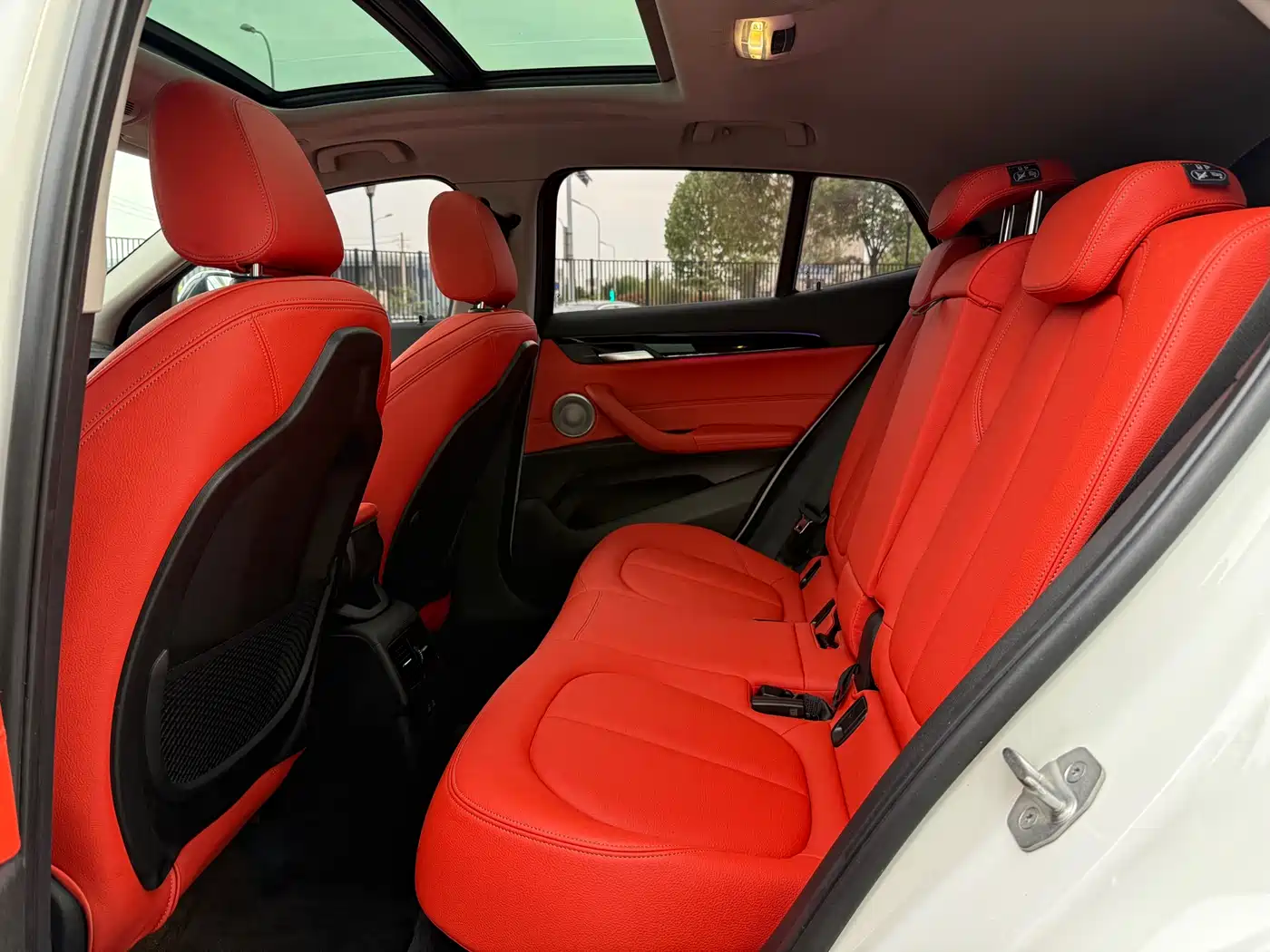 BMW X2 2023 sDrive25i M Sport Shadow Edition фото 24