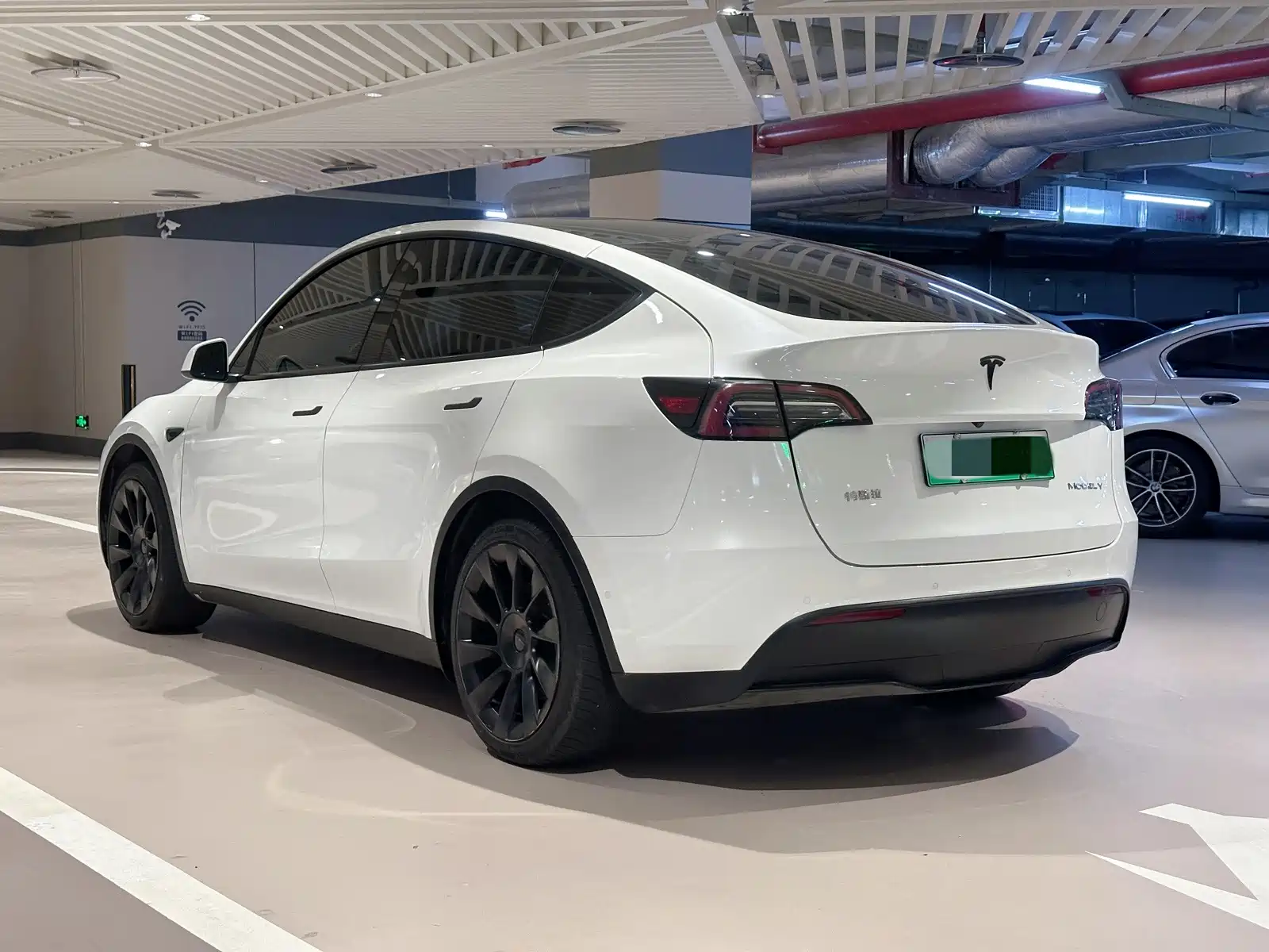 Фото 4 - Tesla Model Y