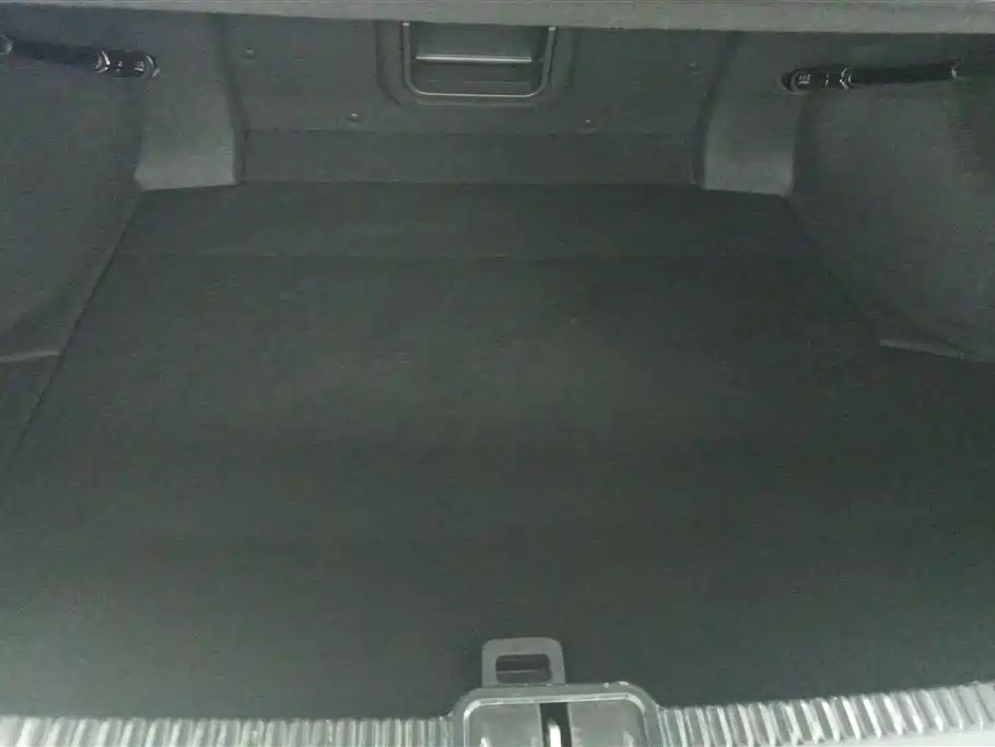 Lexus ES 2022 300h Ultimate Edition фото 4