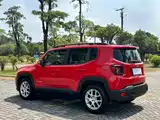 Фото 10 - Jeep Renegade