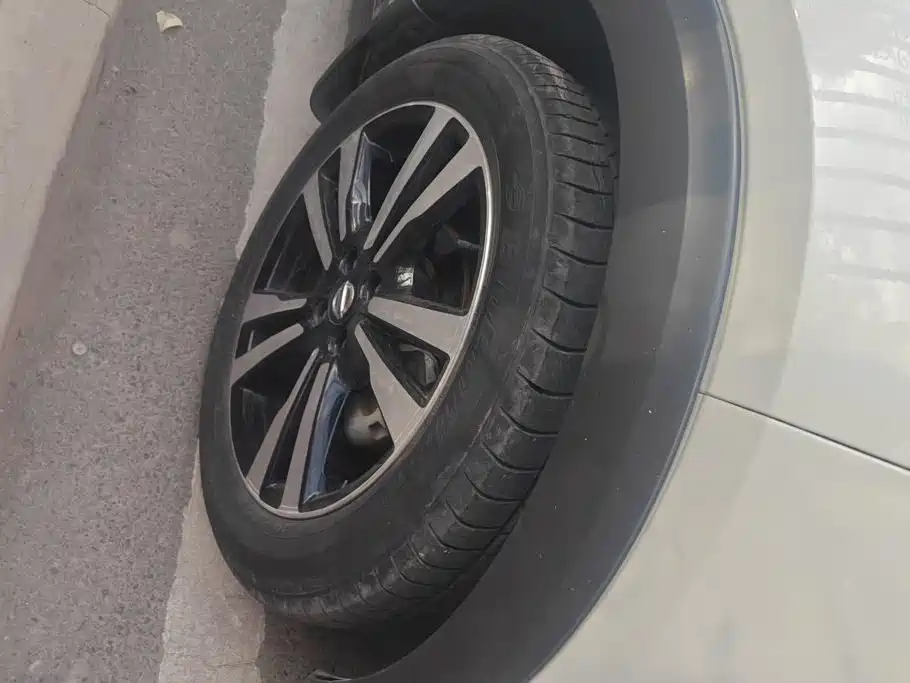 Nissan Kicks 2019 2019 1.5L CVT Smart Connect Luxury Edition
