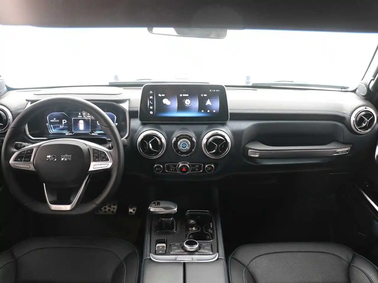 BAIC ORV Beijing Offroad BJ40 2023 2.0T Auto 4WD Urban Hunter Knight Edition фото 8