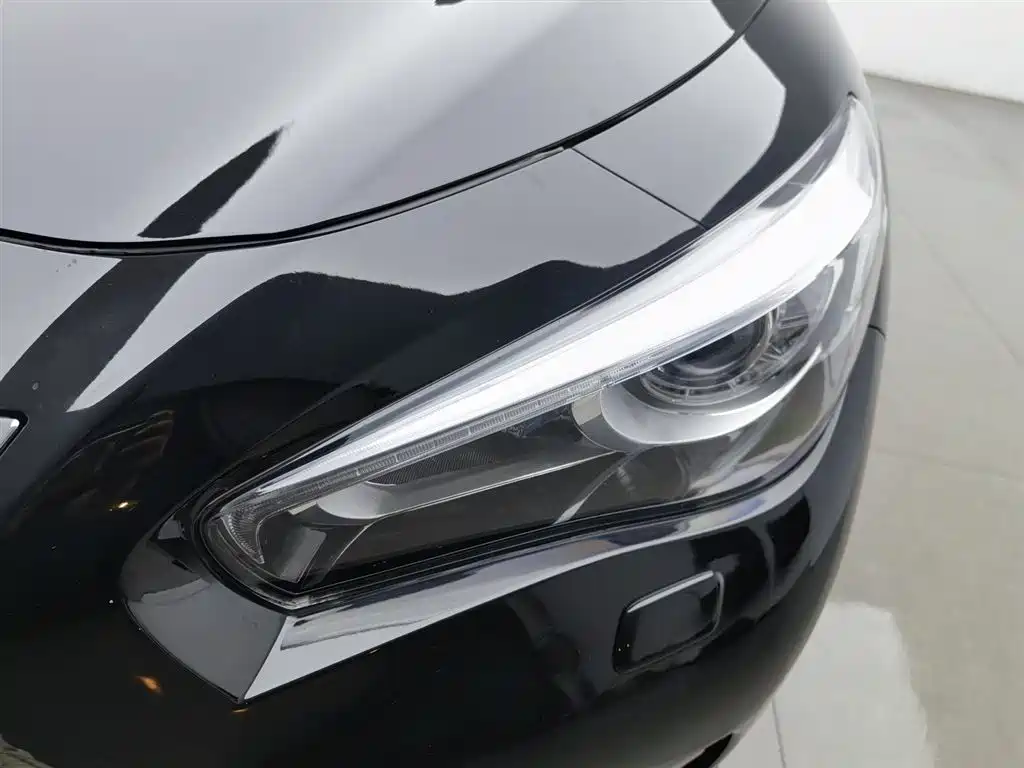 Infiniti Q50L 2015 2.0T Enjoyment Edition фото 7