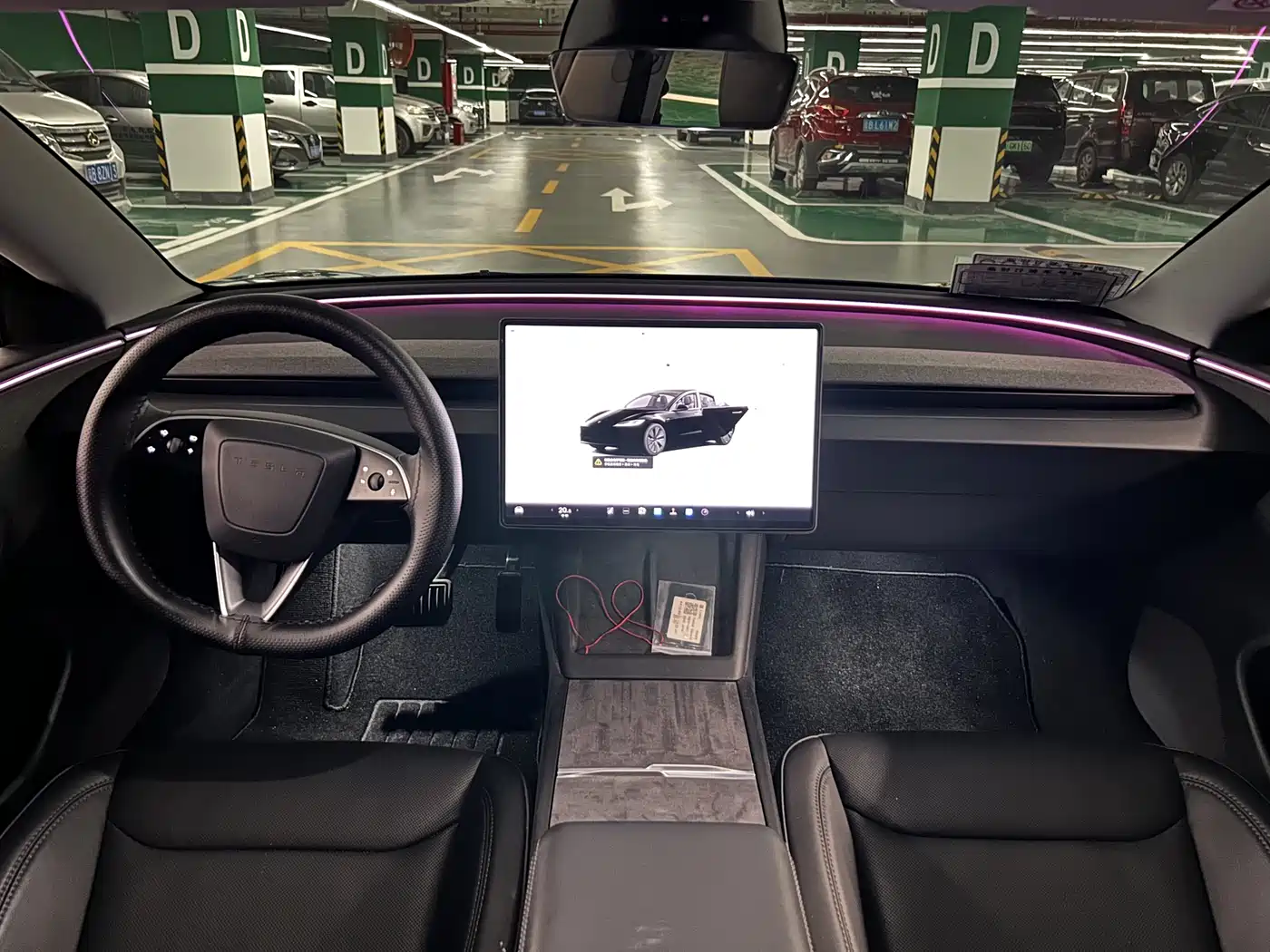 TESLA MODEL 3