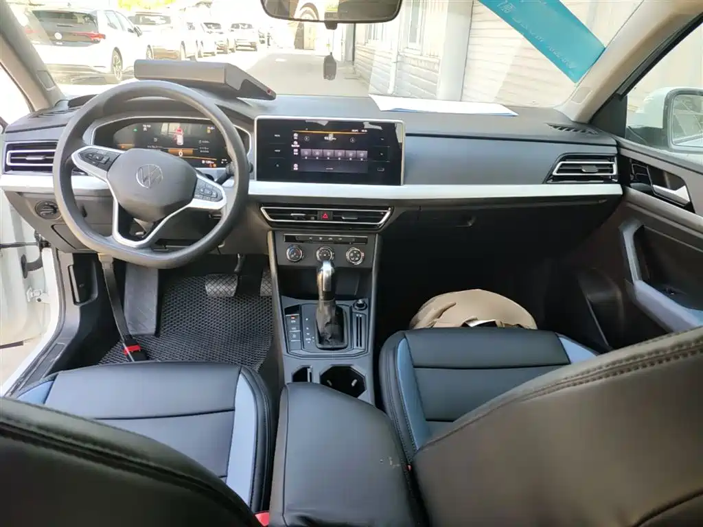 Volkswagen Lavida 2024 Model 1.5L Automatic Delight Edition фото 10
